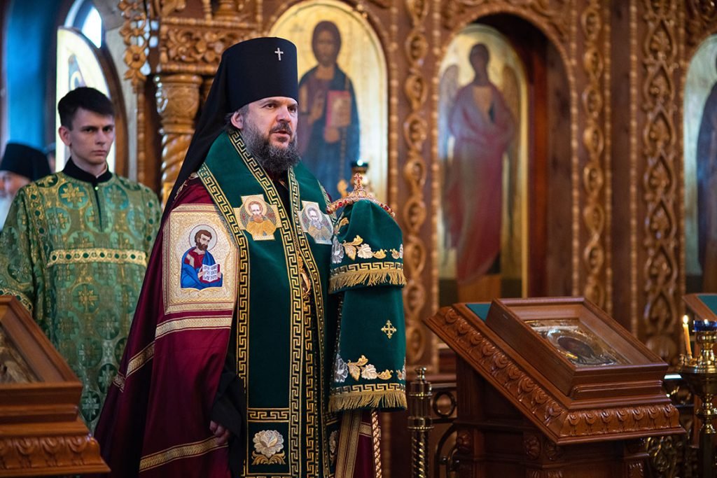 Архиепископ Амвросий совершил всенощное бдение накануне дня памяти преподобного Иоанна Лествичника